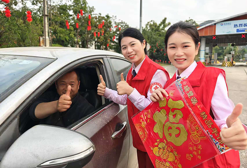 扶绥中心站.jpg