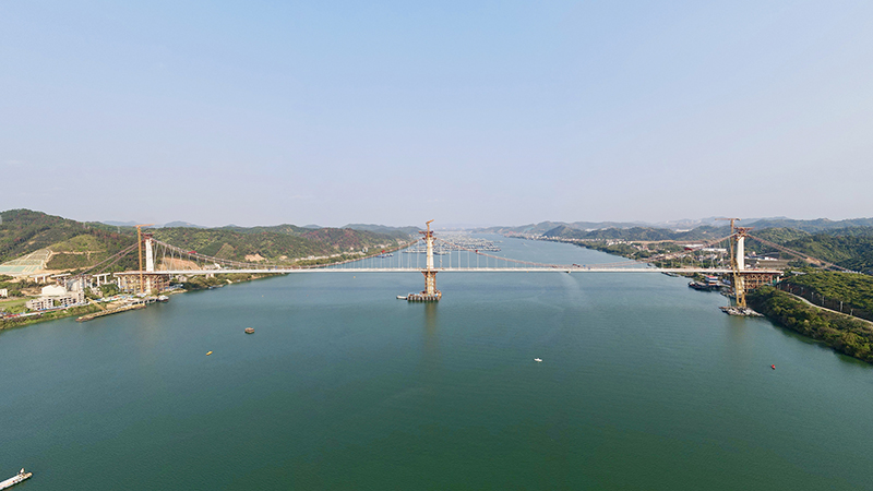 1.苍容浔江大桥上游江心视角.jpg
